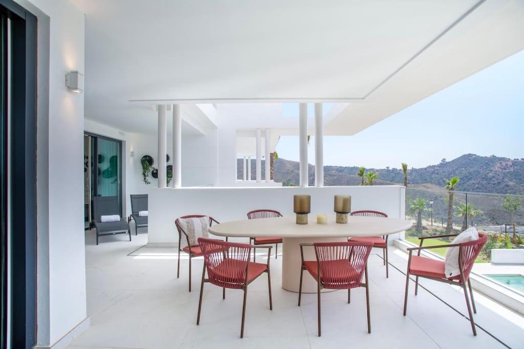Appartement Luxury With Jacuzzi Marbella